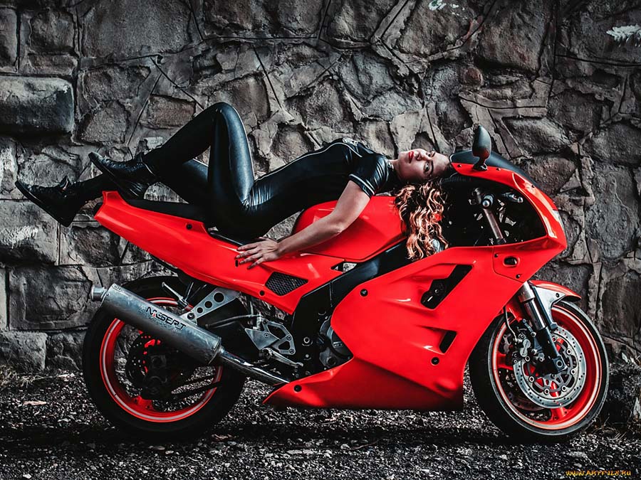 Beautiful girl Beautiful girls and motorcycles in Kananga