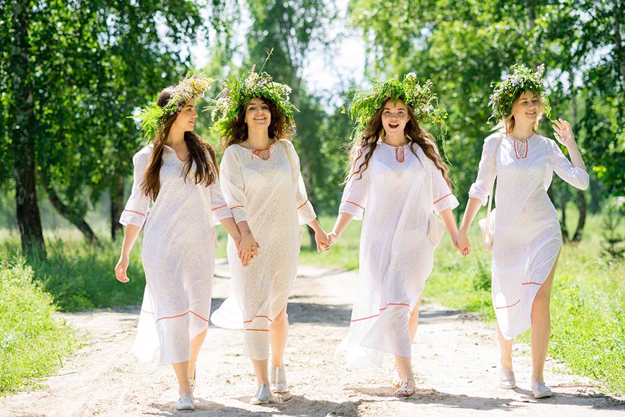 Slavic girls in Kananga