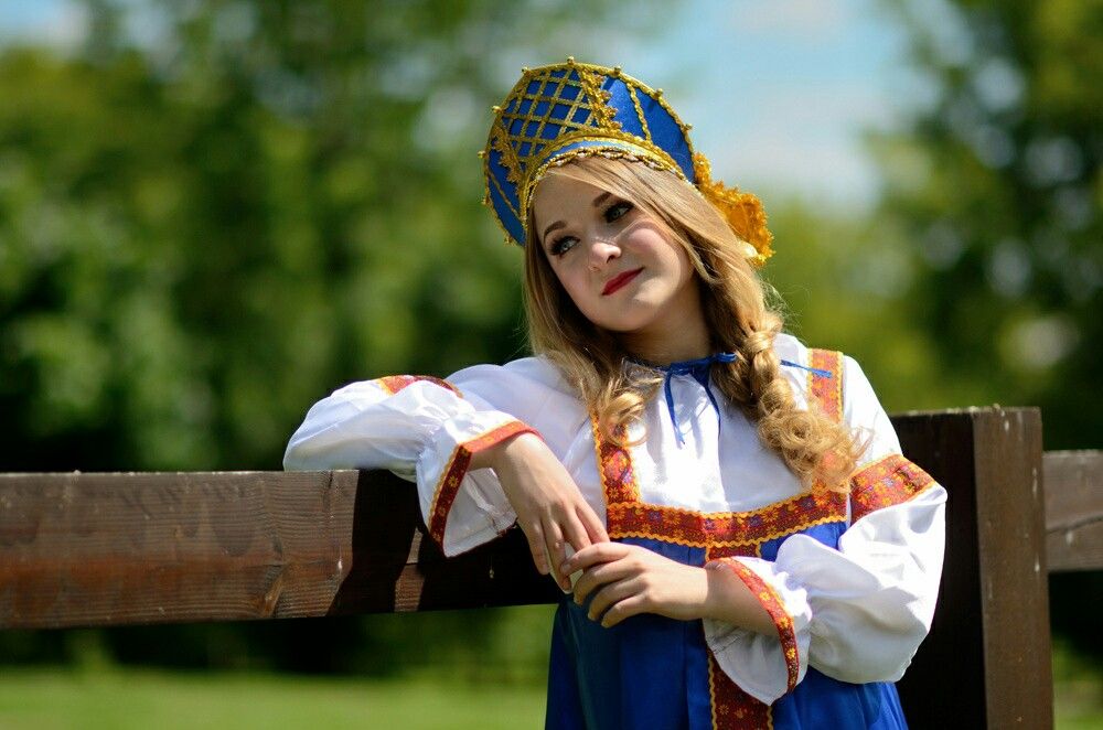 Photo Slavic girls in Kananga