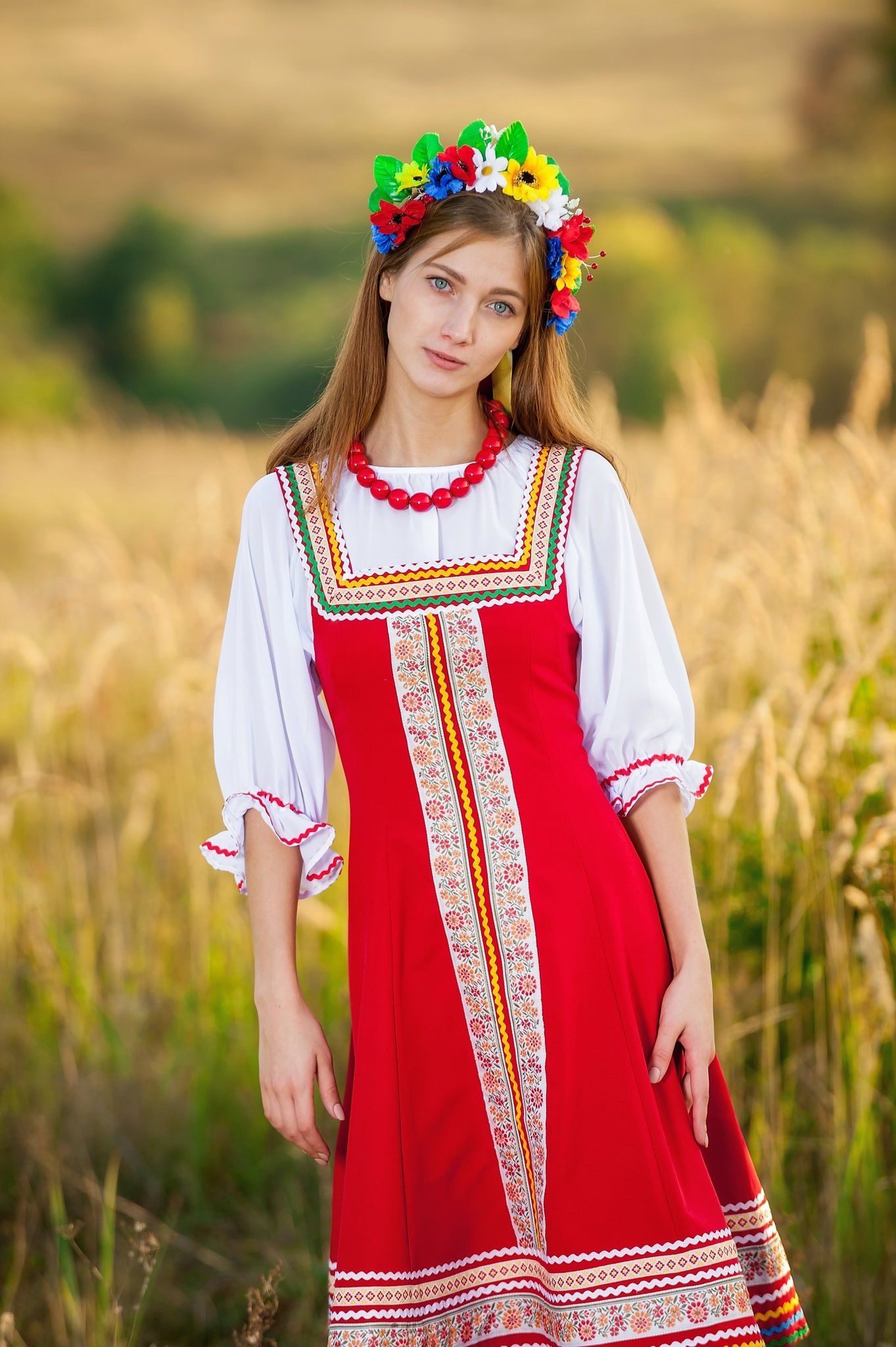 Women in Slavic costumes in Kananga