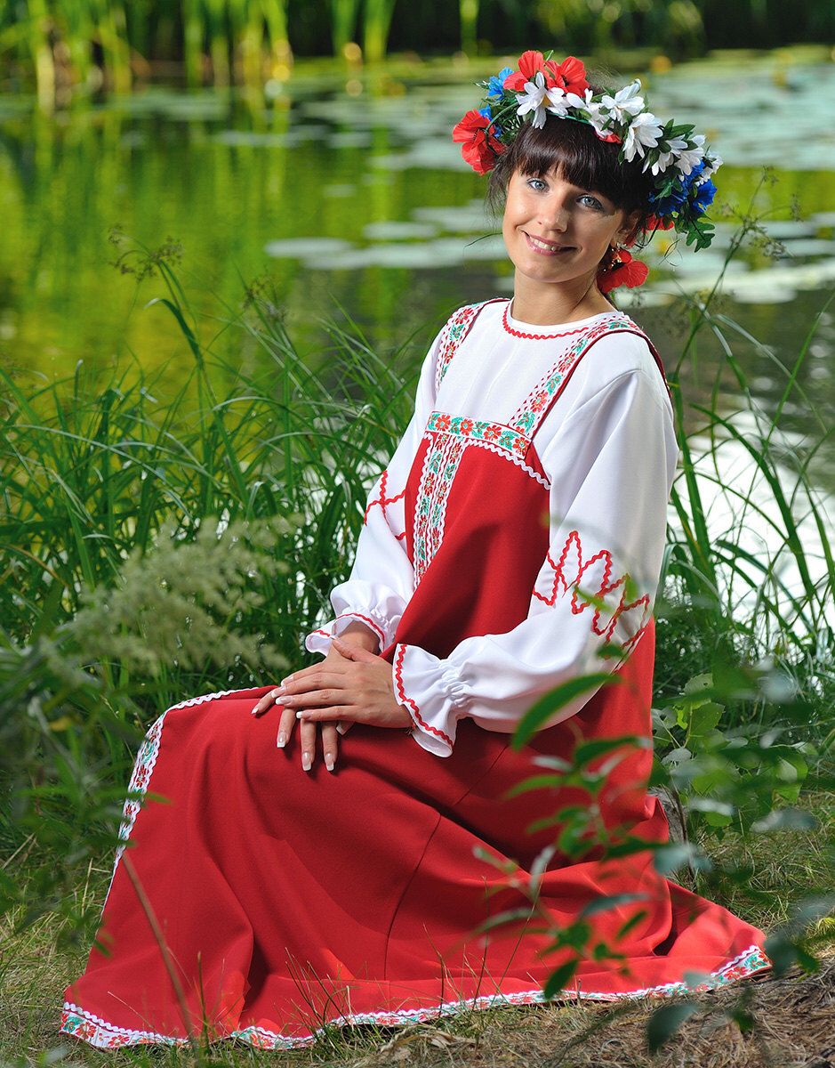 Beautiful girl Girls in Slavic costumes in Kananga